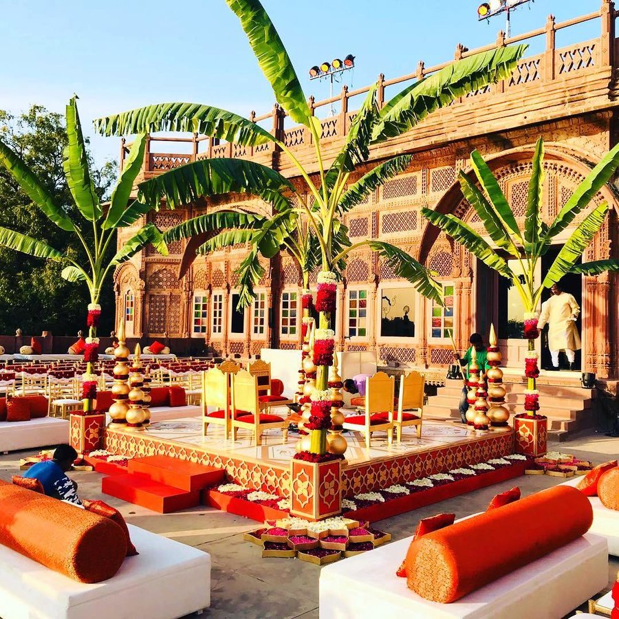 banana leaves mandap