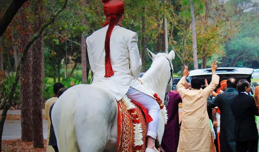 sikh wedding groom ghodi chadhana