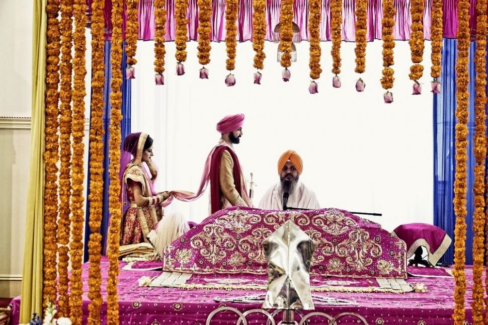 laavan phere mangal phere in Sikh Wedding