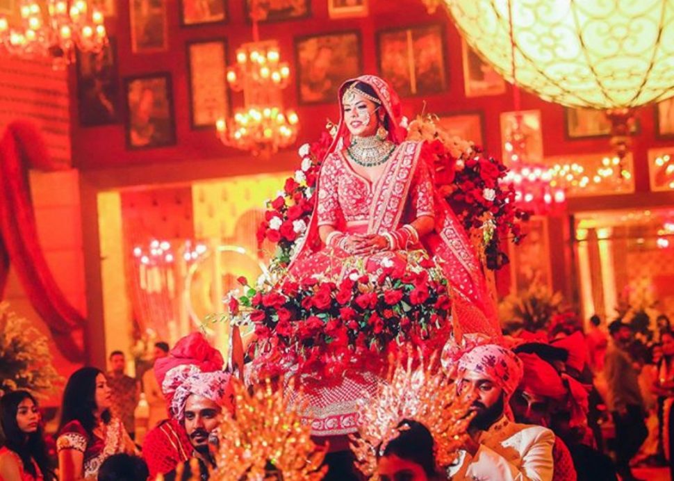 bride entry on phoolon ki  paalki