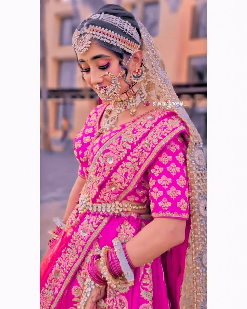 naira in pink lehenga for wedding